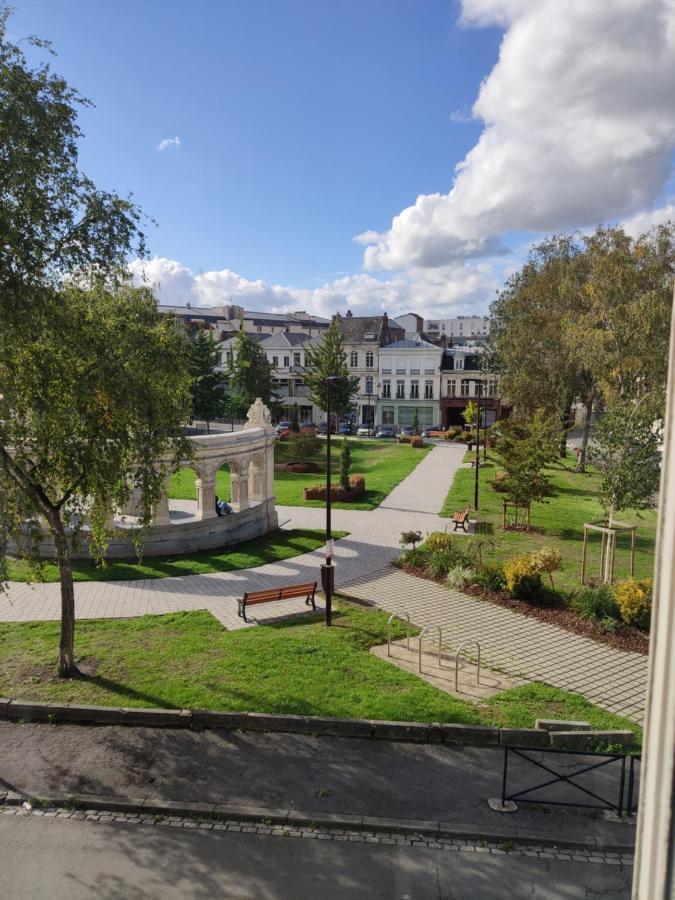 Residence Jehan Froissart ヴァランシエンヌ エクステリア 写真