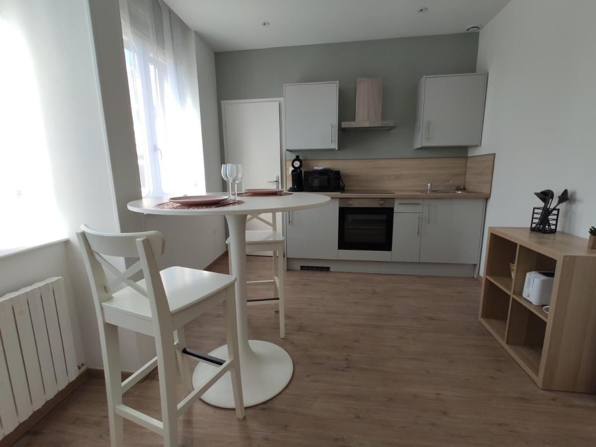 Residence Jehan Froissart ヴァランシエンヌ エクステリア 写真