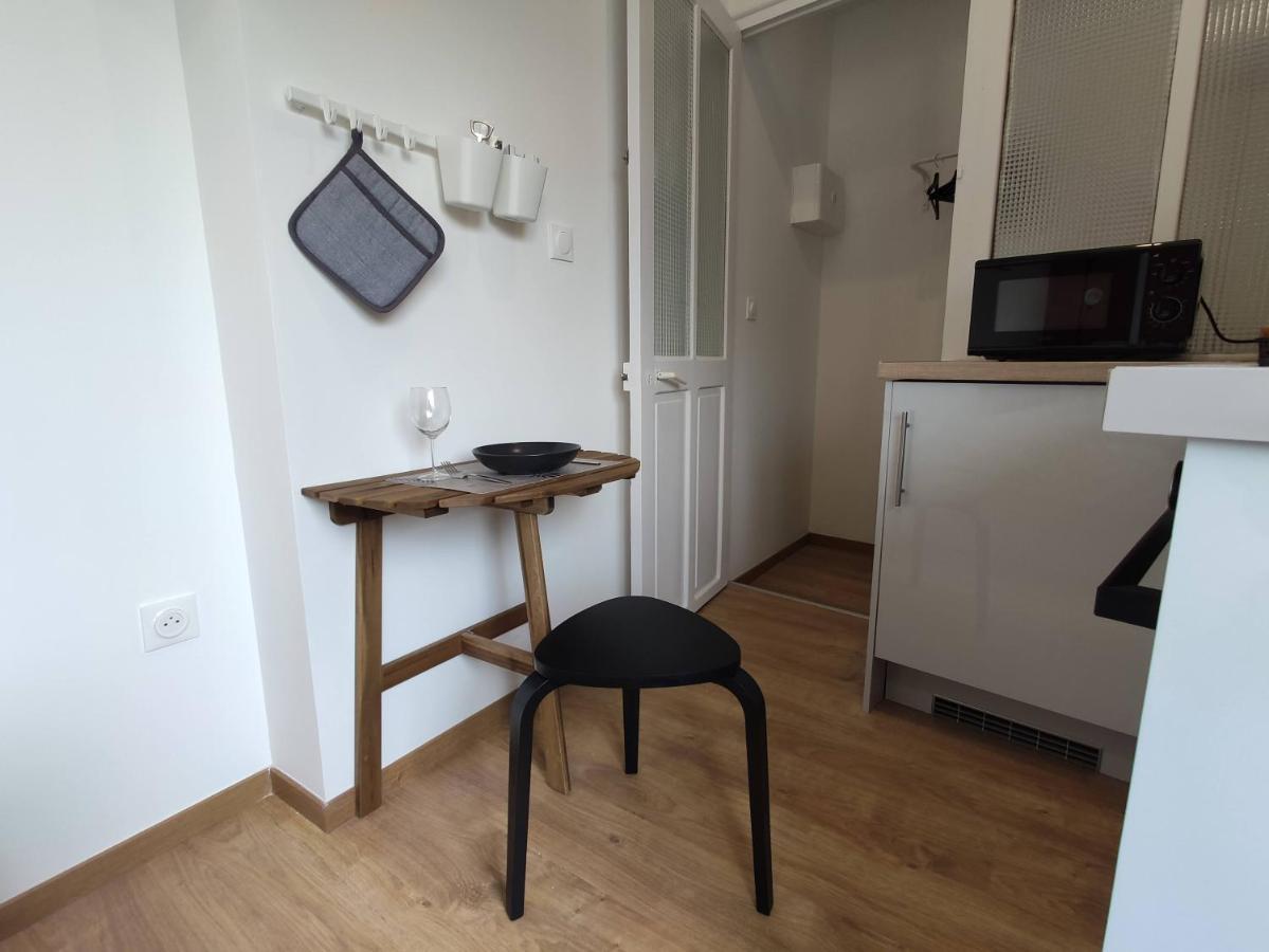 Residence Jehan Froissart ヴァランシエンヌ エクステリア 写真